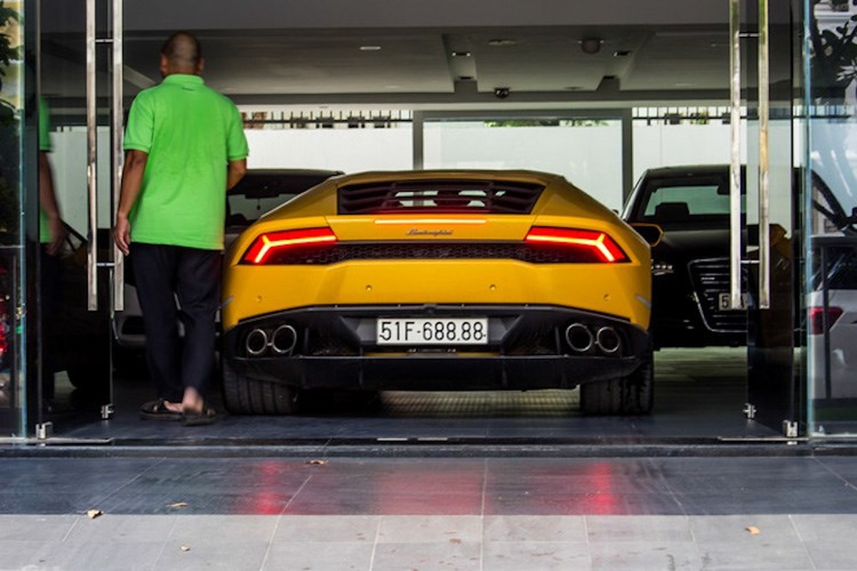 Lamborghini &quot;hang khung&quot; cua Cuong Do La ra Da Nang-Hinh-3